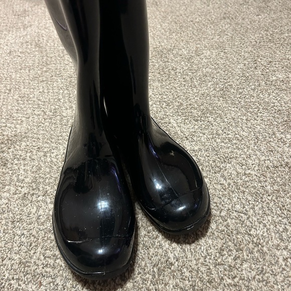 Kamik Black Ankle Boots - Picture 6 of 12